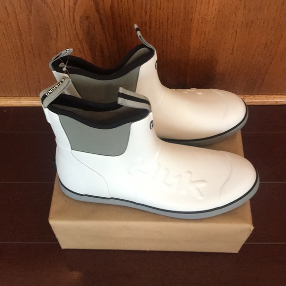 “NEW ARRIVALS” Brand-new HUK Rogue Wave boots, size 12, white big letters - Picture 2 of 7